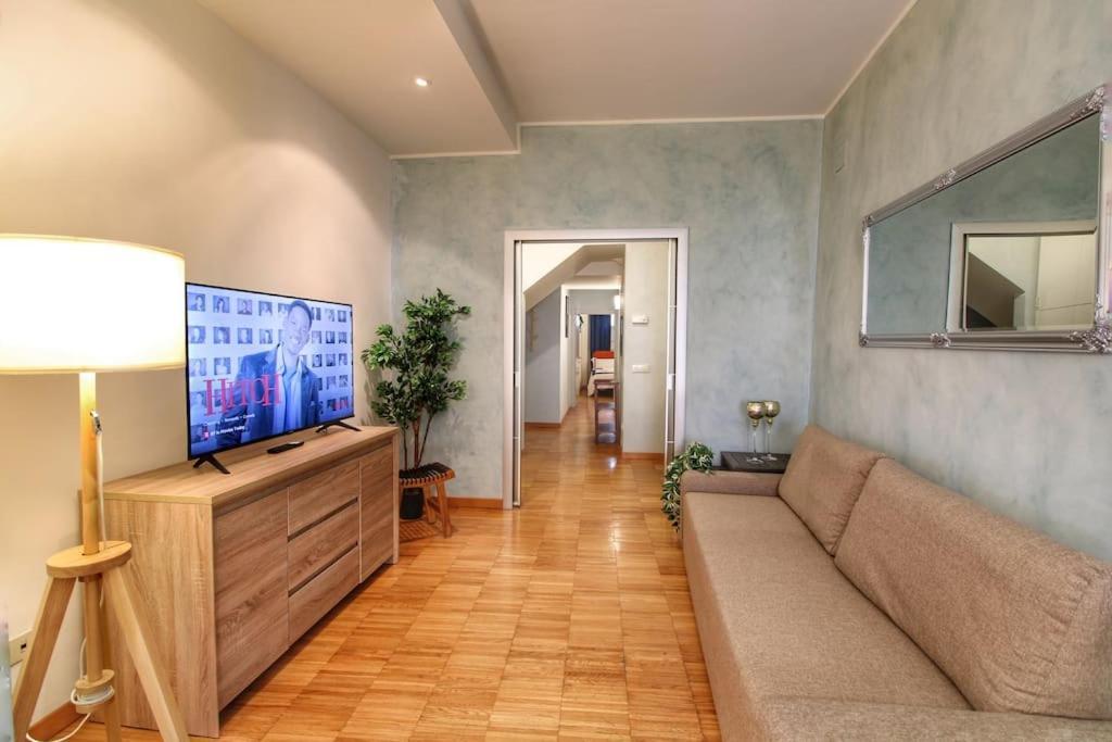Paglia45 Apartment At Trastevere By Yourhost Róma Kültér fotó